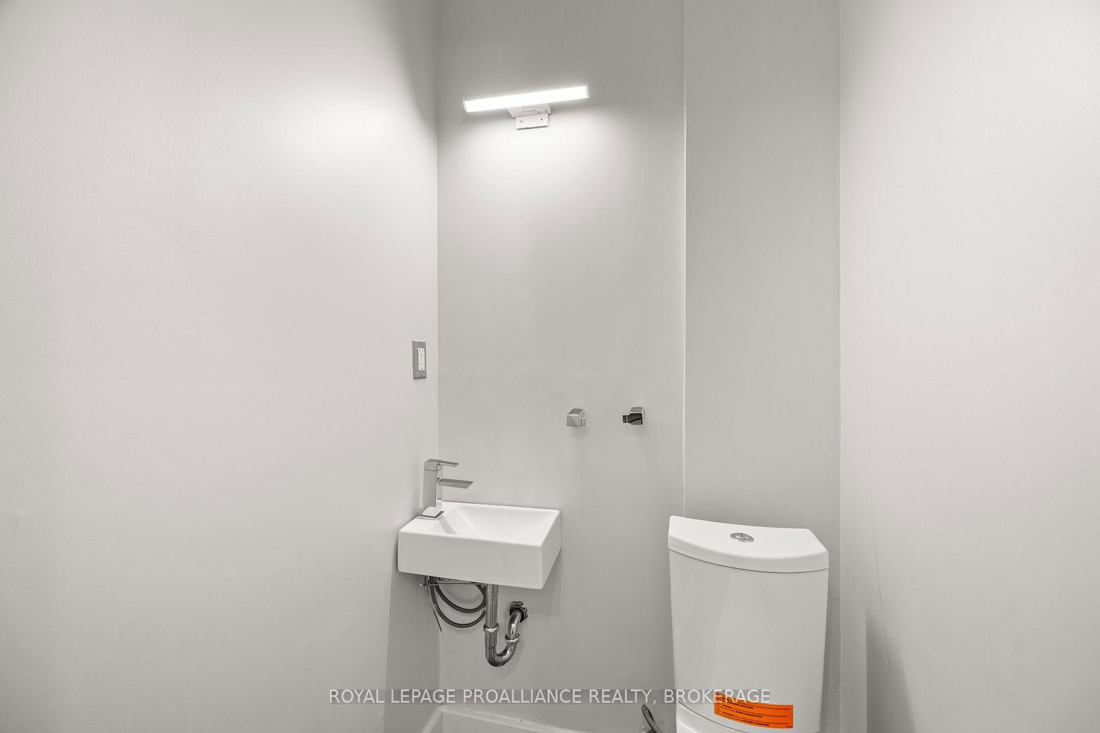 78 Regent Street • Kingston, ON photo 10
