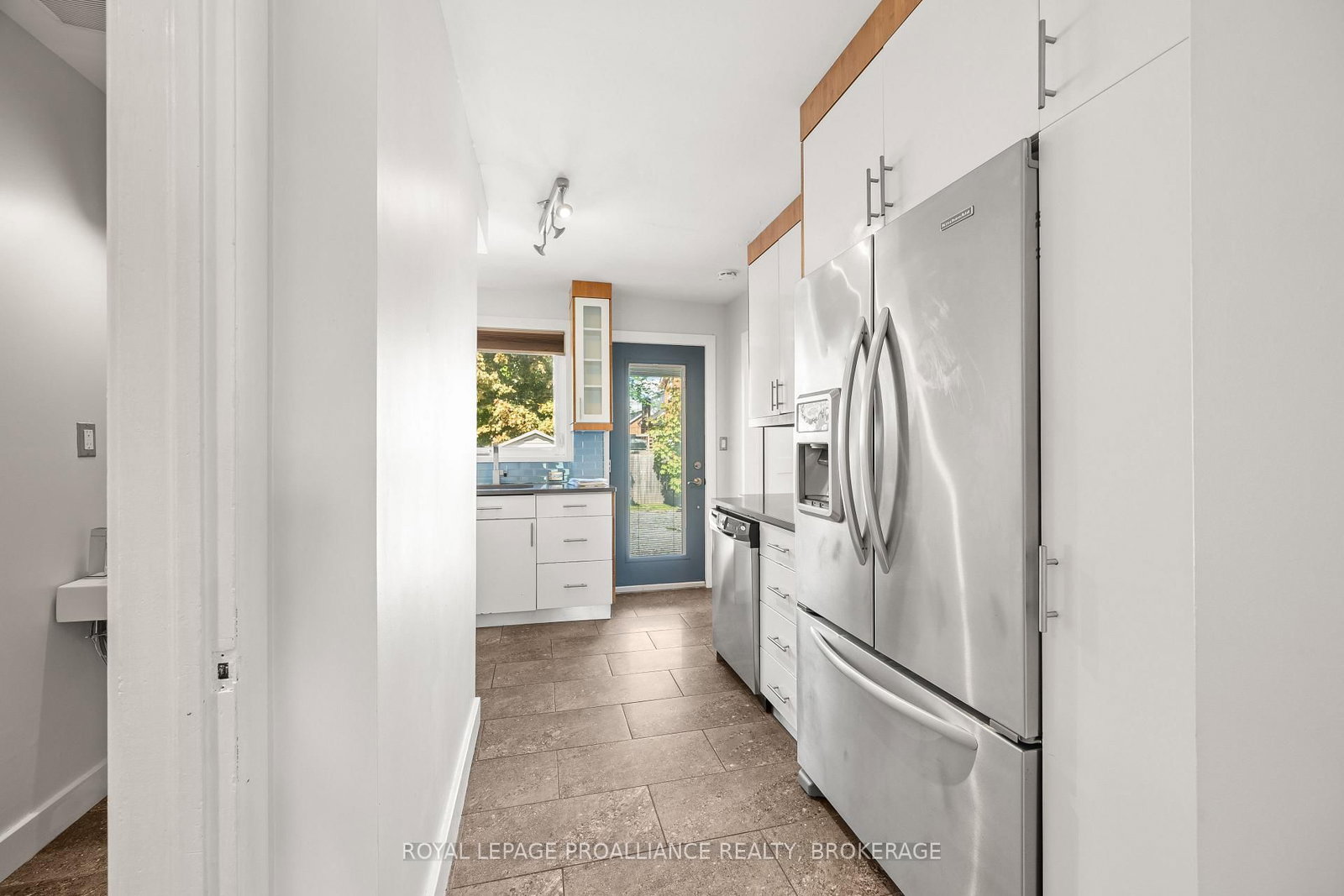 78 Regent Street • Kingston, ON photo 11