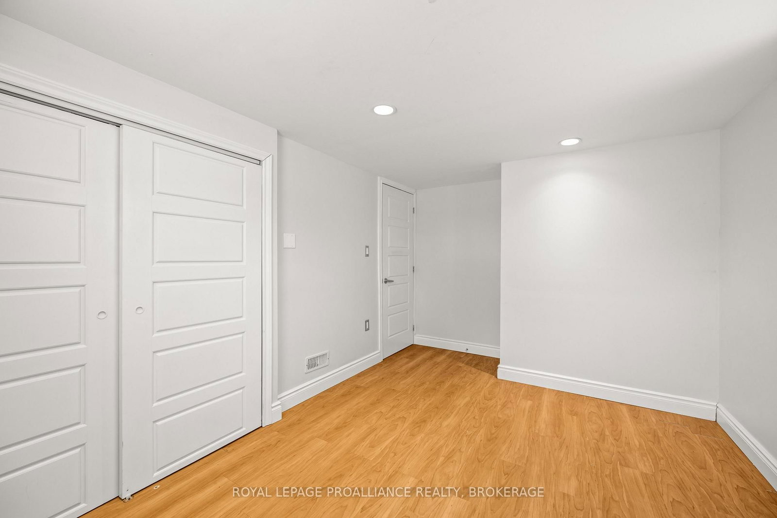 78 Regent Street • Kingston, ON photo 38