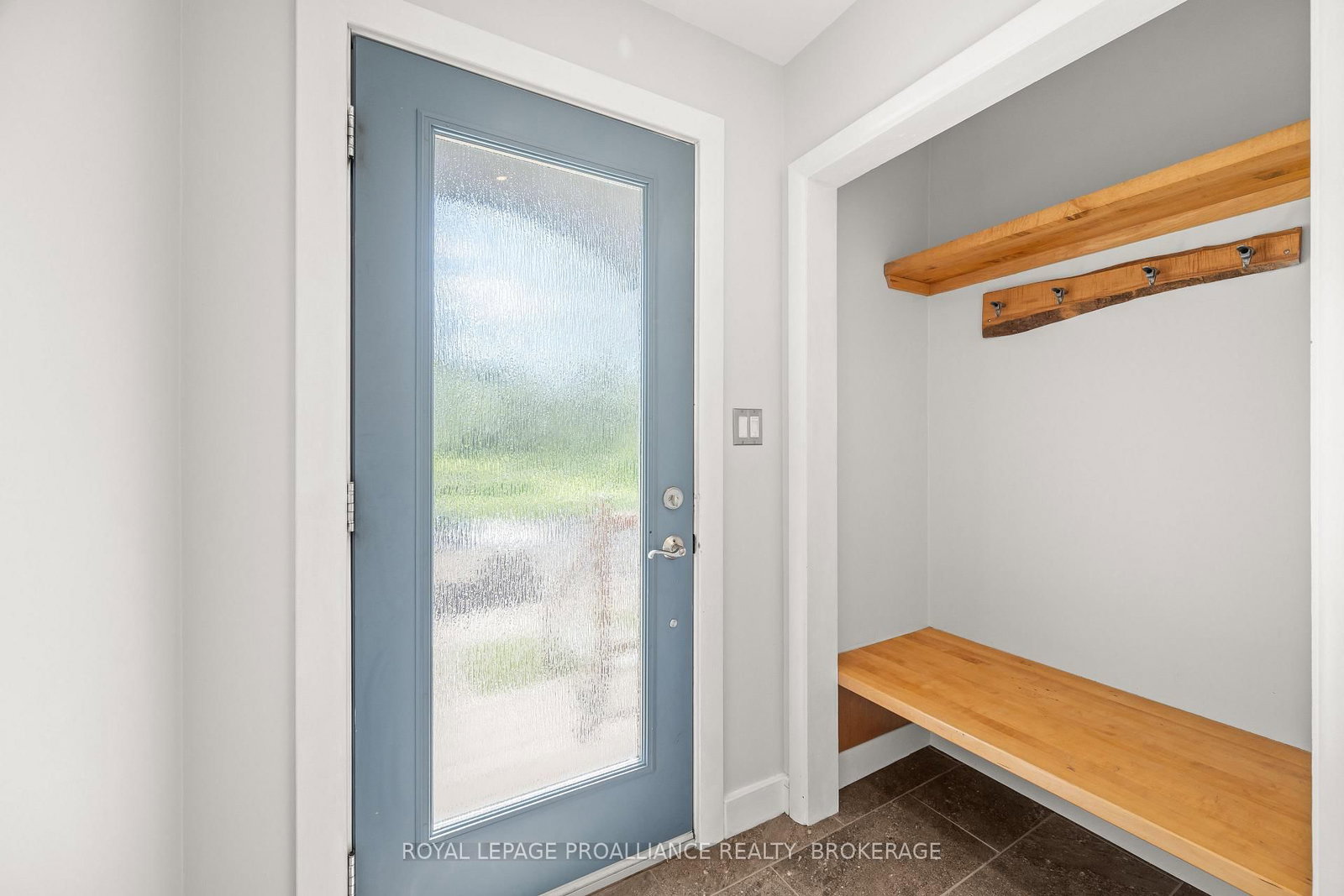 78 Regent Street • Kingston, ON photo 4