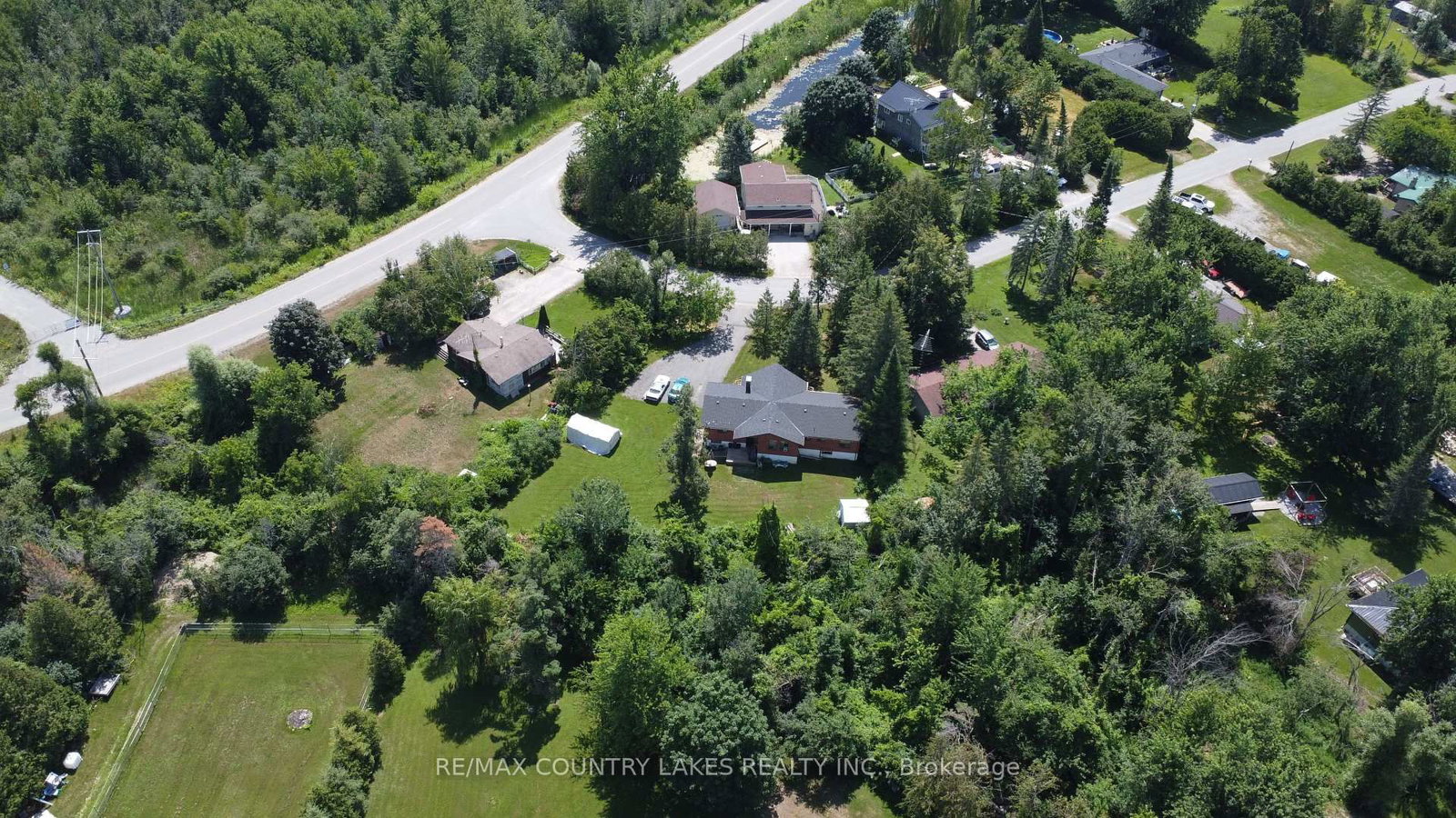 4 MACPHERSON Crescent • Kawartha Lakes, ON photo 37