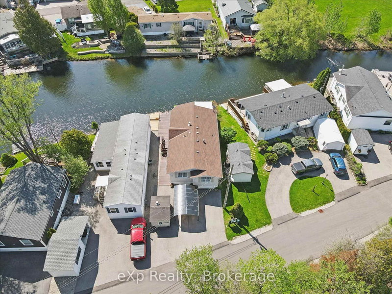 18 Jasper Heights Private
