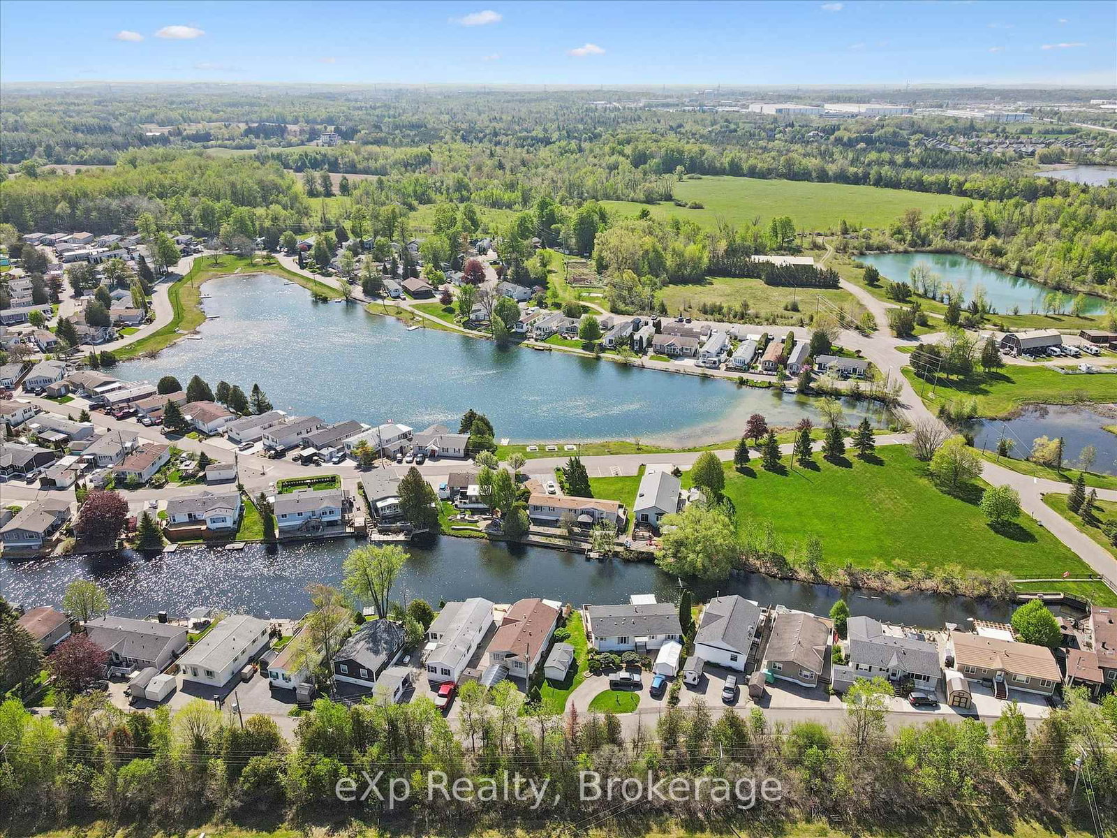 18 Jasper Heights Private • Puslinch, ON photo 40