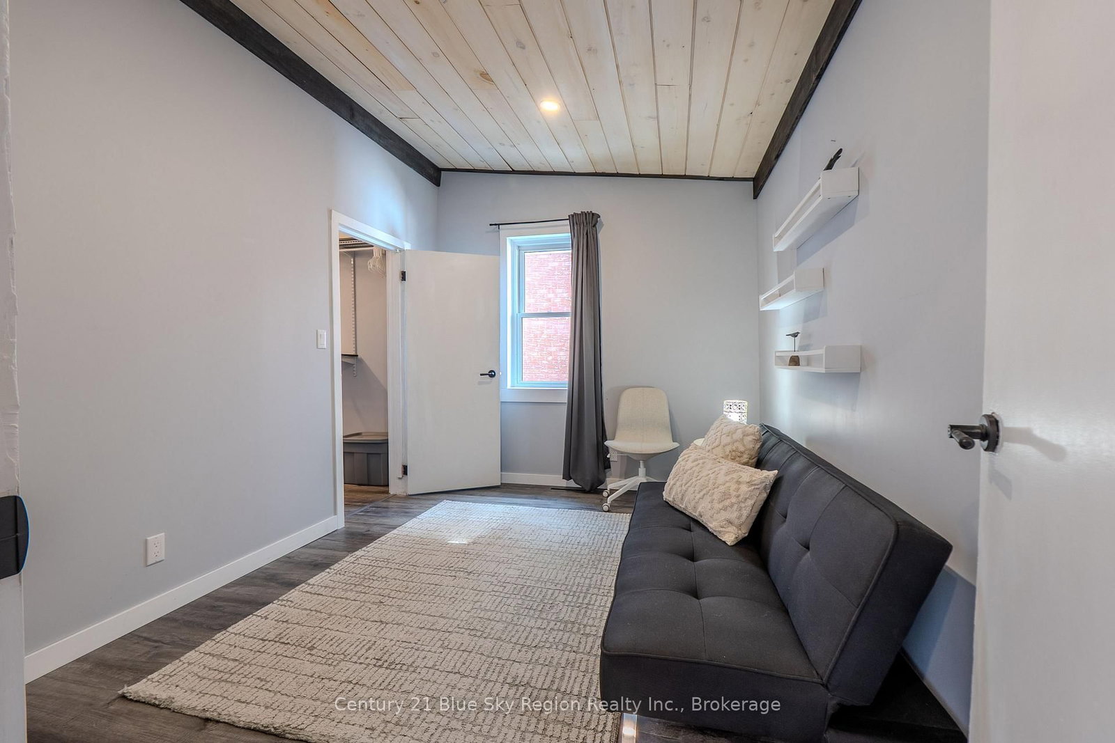 647 Douglas Street • North Bay, ON photo 16