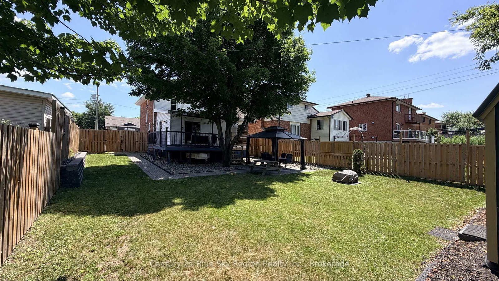 647 Douglas Street • North Bay, ON photo 34