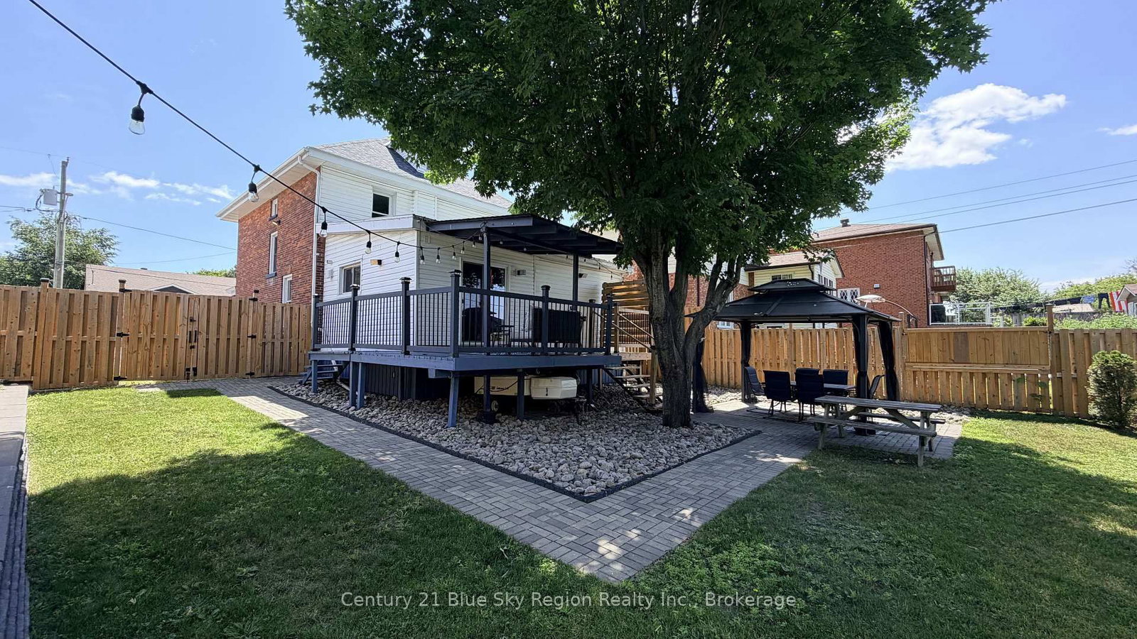 647 Douglas Street • North Bay, ON photo 35