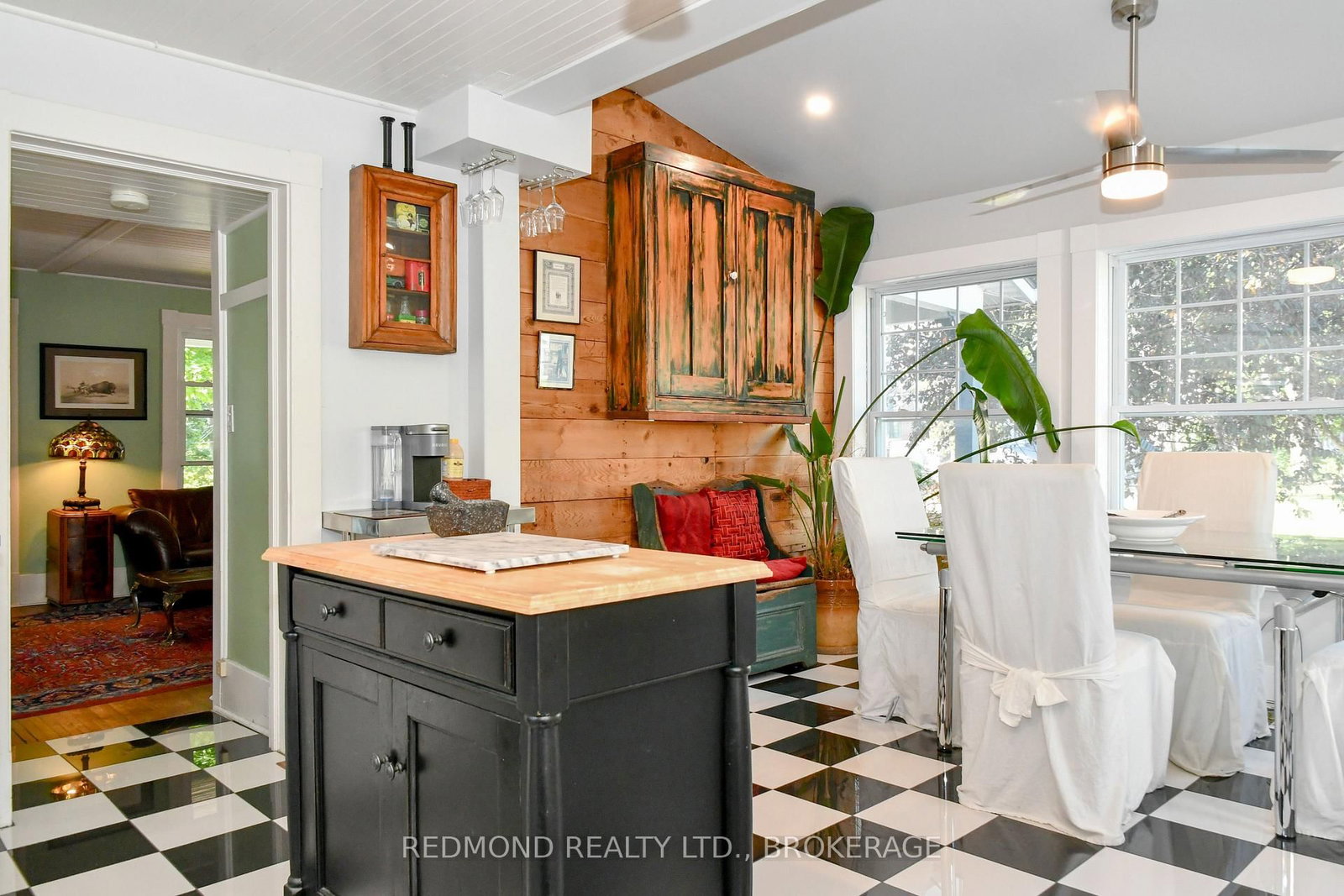200 South Street • Gananoque, ON photo 12