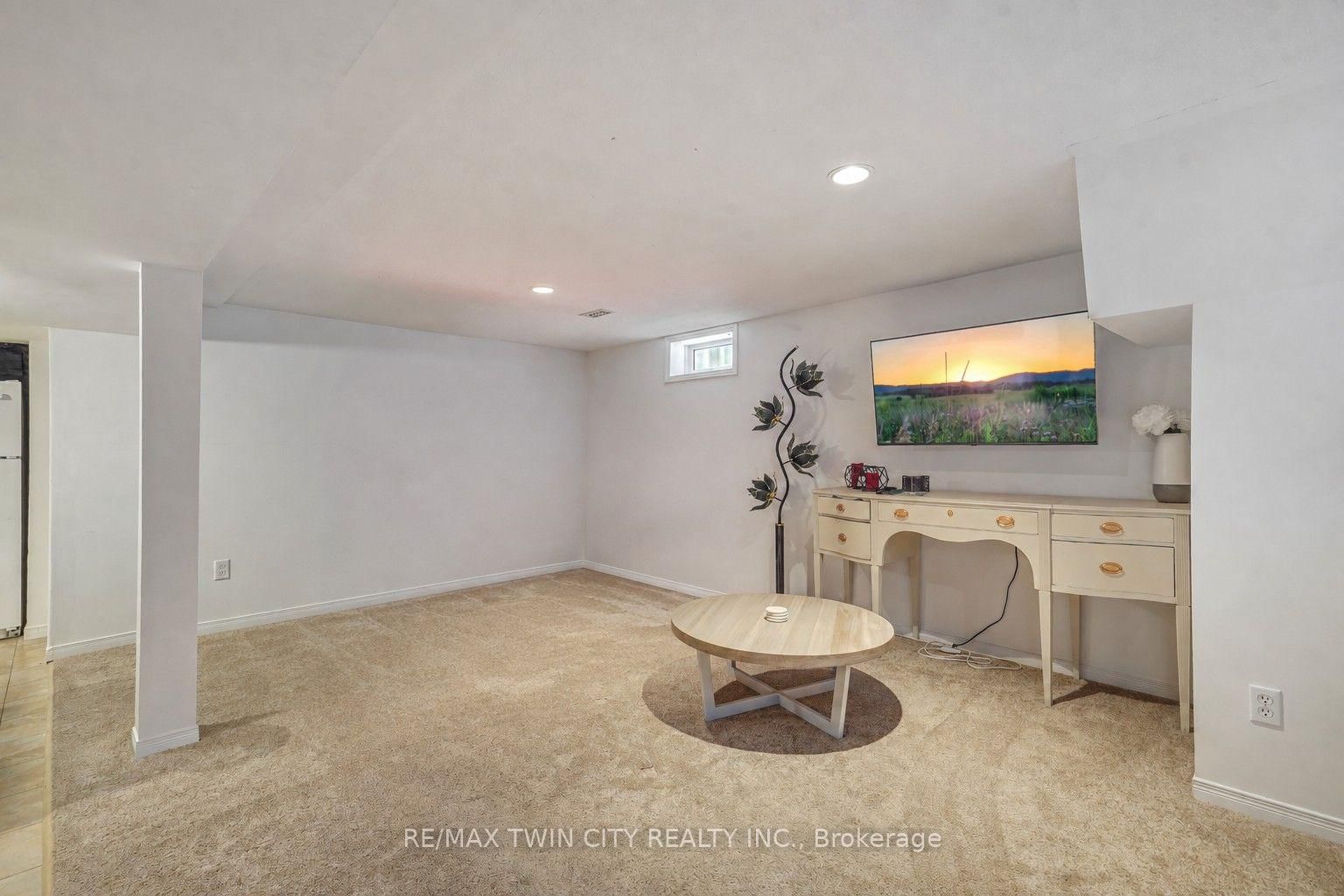 160 Woodlawn Avenue • Brantford, ON photo 28