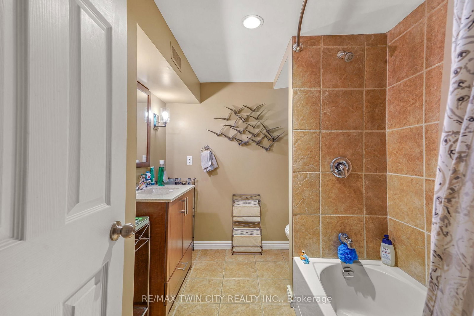 160 Woodlawn Avenue • Brantford, ON photo 32