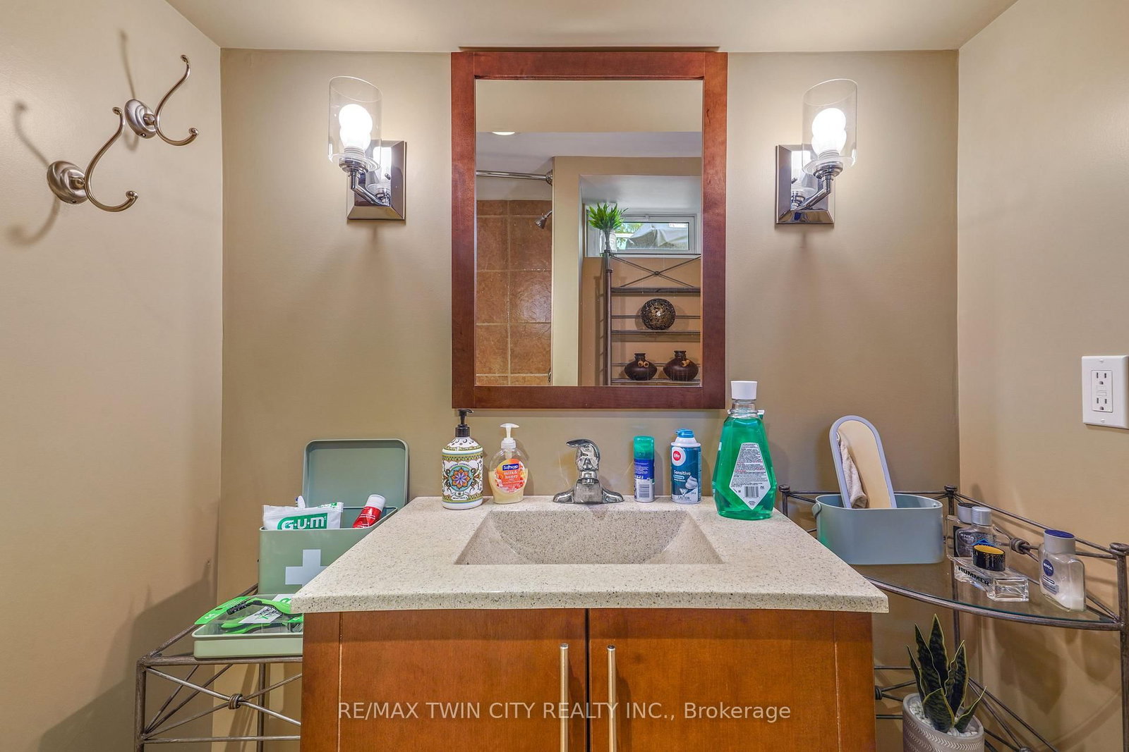 160 Woodlawn Avenue • Brantford, ON photo 33