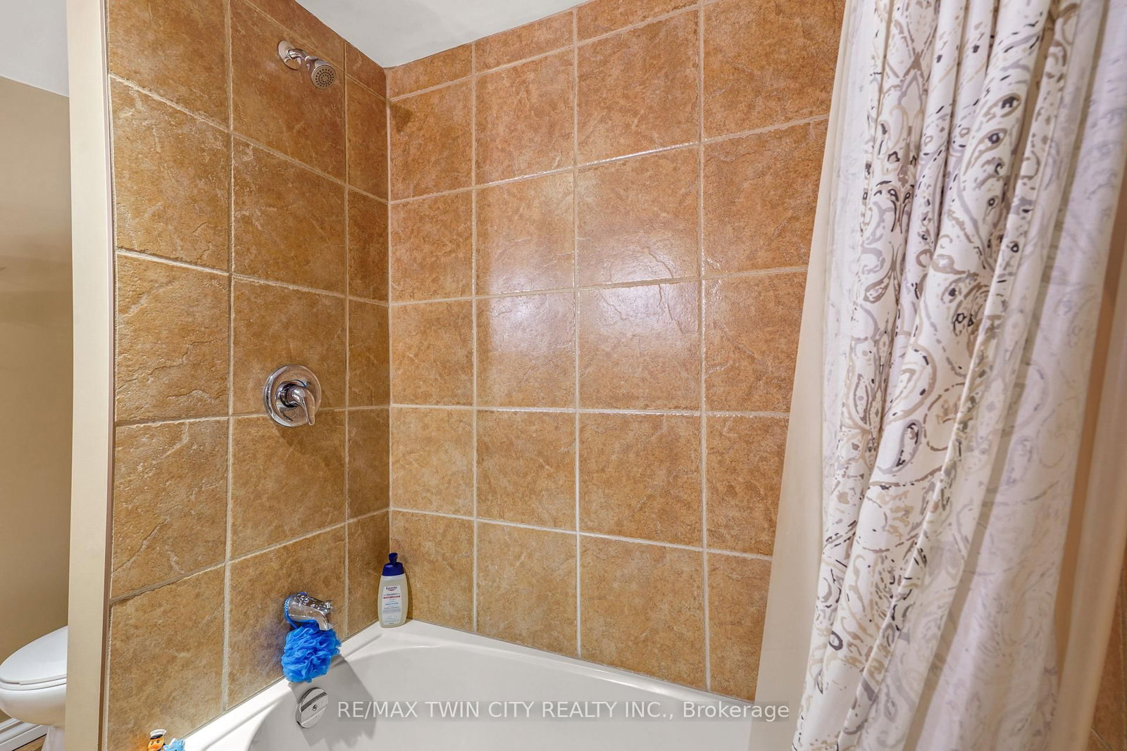 160 Woodlawn Avenue • Brantford, ON photo 34