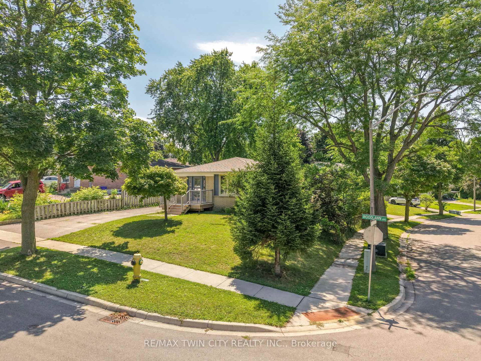 160 Woodlawn Avenue • Brantford, ON photo 47
