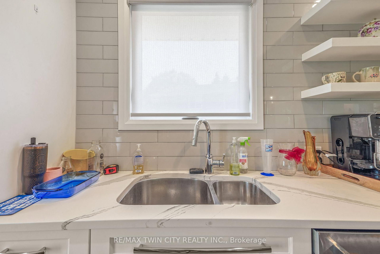 160 Woodlawn Avenue • Brantford, ON photo 9
