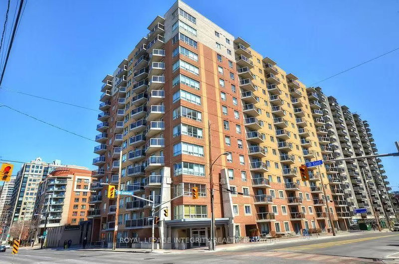 604 - 429 Somerset Street W