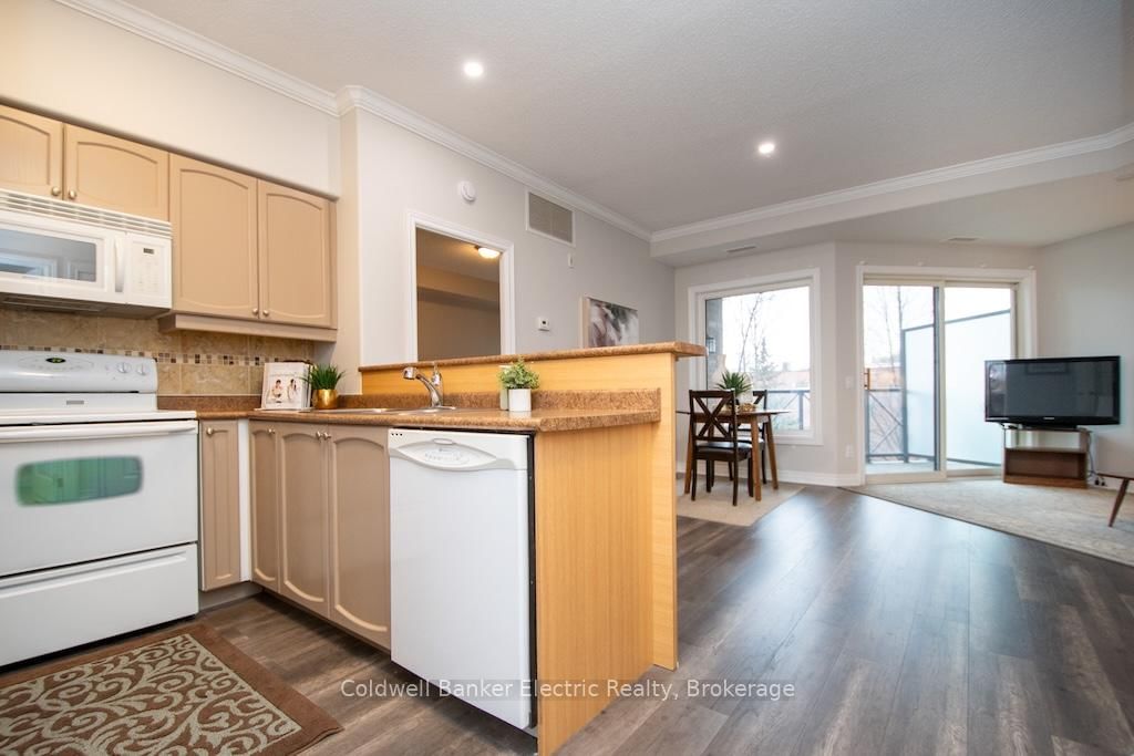 869 Clonsilla Avenue • #212 • Peterborough, ON photo 11