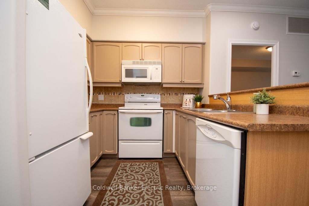 869 Clonsilla Avenue • #212 • Peterborough, ON photo 12