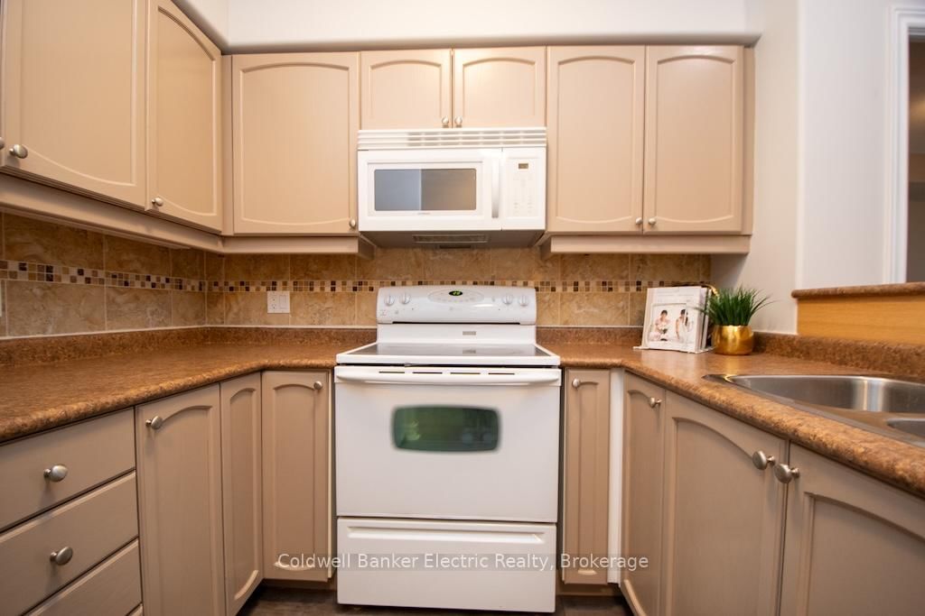 869 Clonsilla Avenue • #212 • Peterborough, ON photo 13