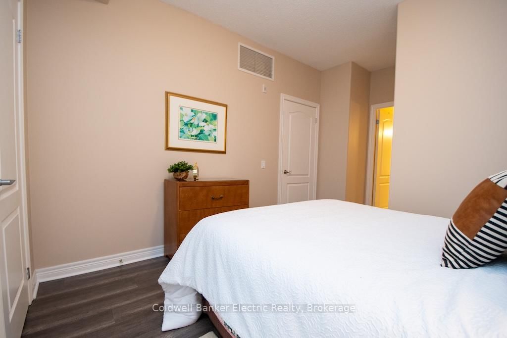869 Clonsilla Avenue • #212 • Peterborough, ON photo 20