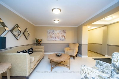 869 Clonsilla Avenue • #212 • Peterborough, ON photo 4