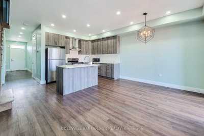 8 Bedrock Drive • Hamilton, ON photo 7