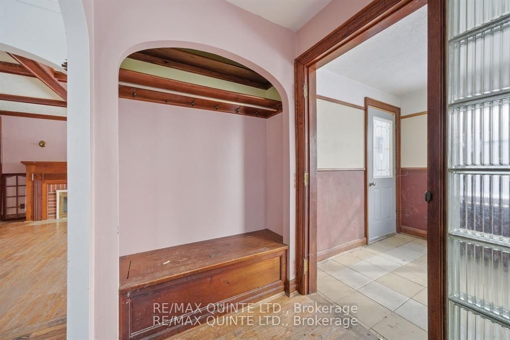 3810 Springbrook Road • Denbigh, ON photo 5