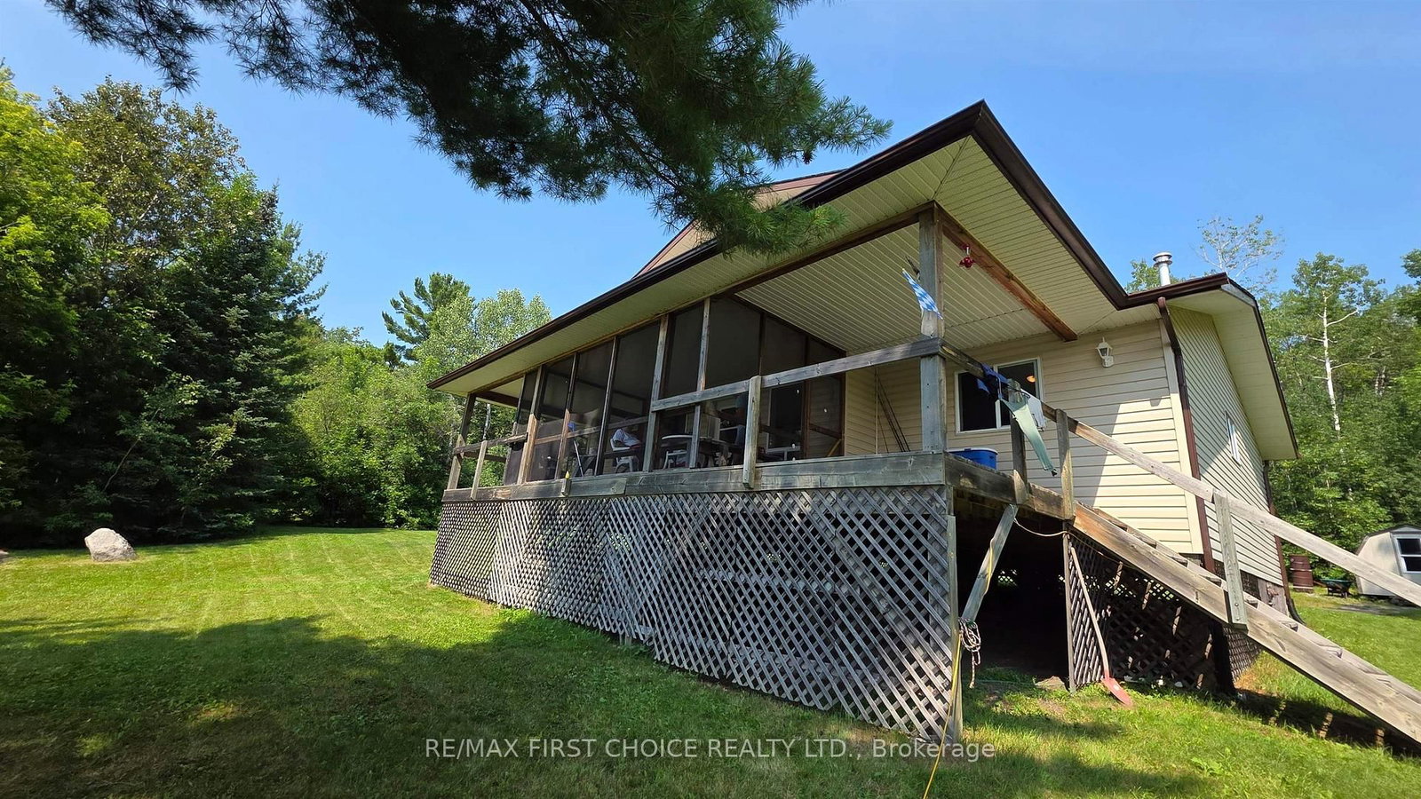 2 Moore Bay • Sioux Narrows-Nestor Falls, ON photo 3