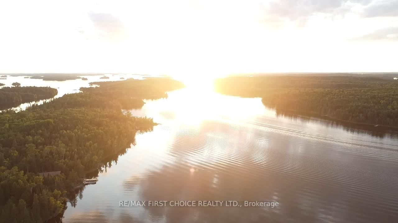 2 Moore Bay • Sioux Narrows-Nestor Falls, ON photo 35
