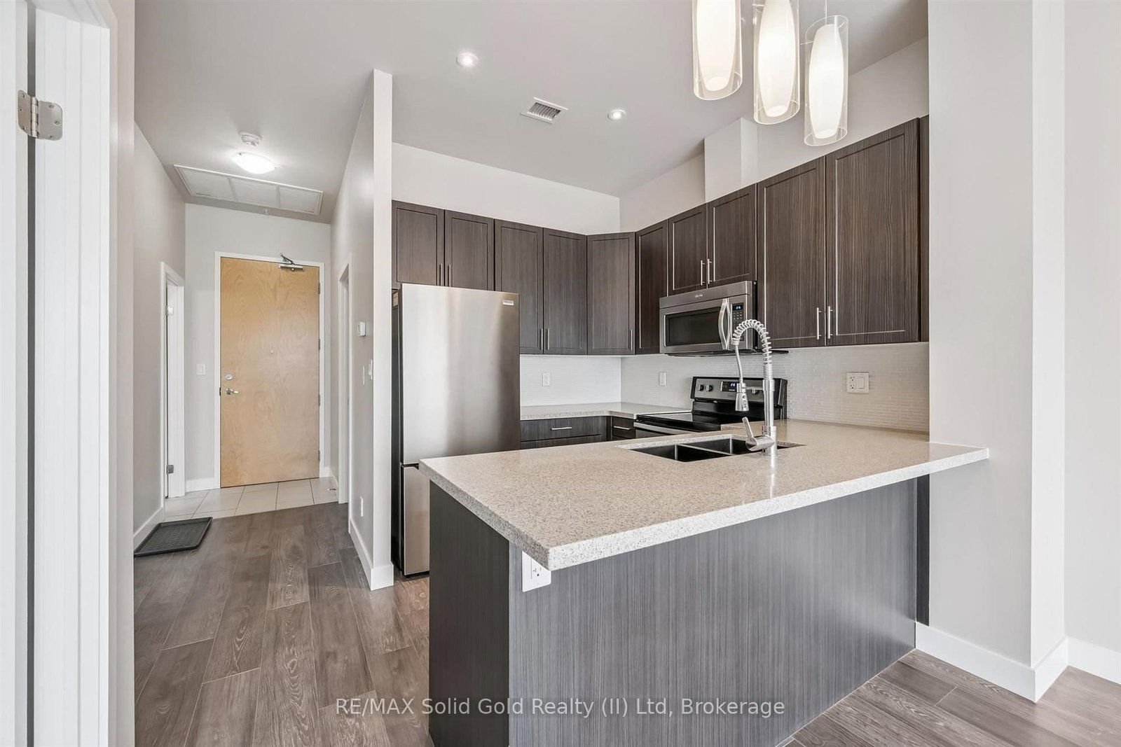 1 Victoria Street S • #1807 • Kitchener, ON photo 11