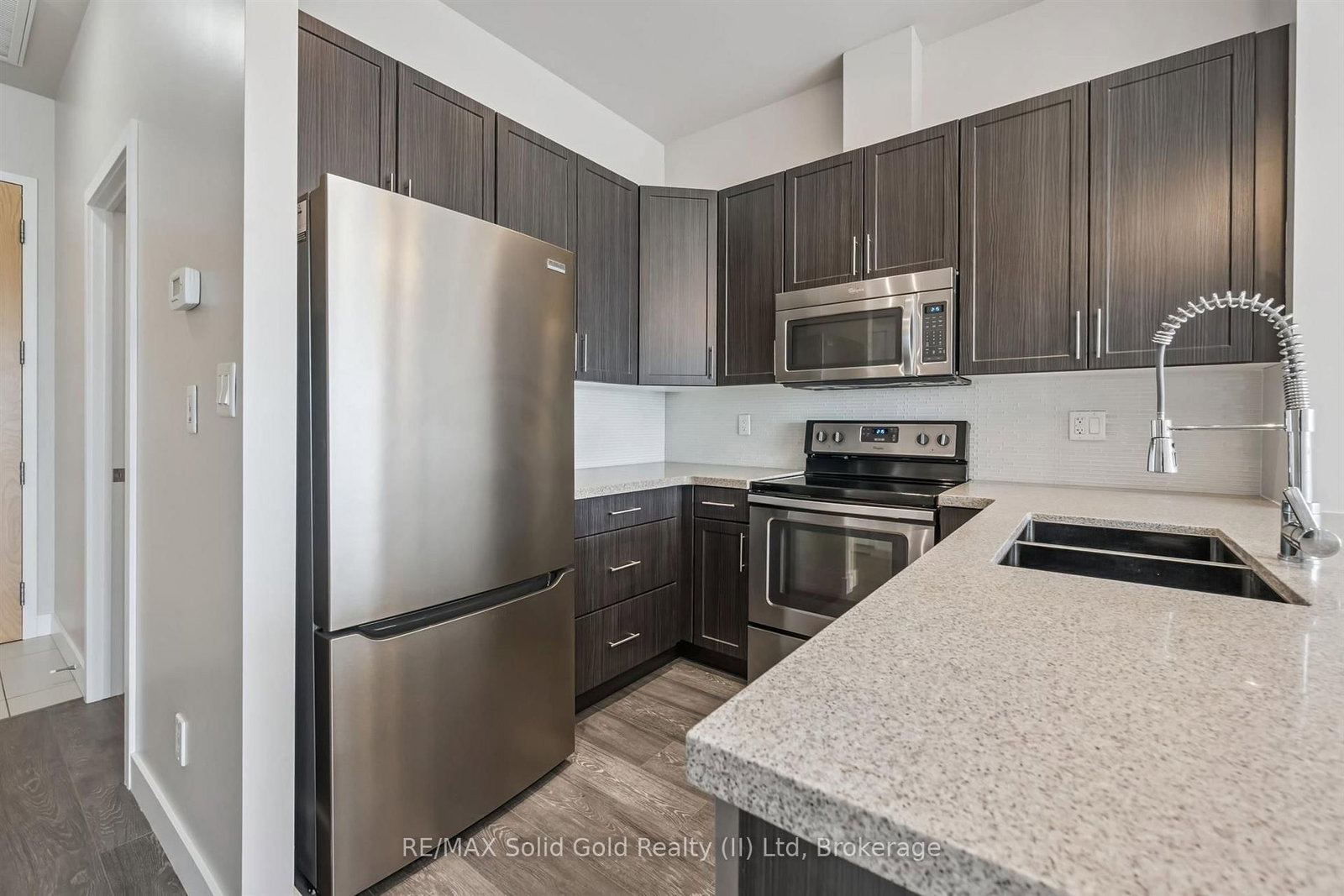 1 Victoria Street S • #1807 • Kitchener, ON photo 13