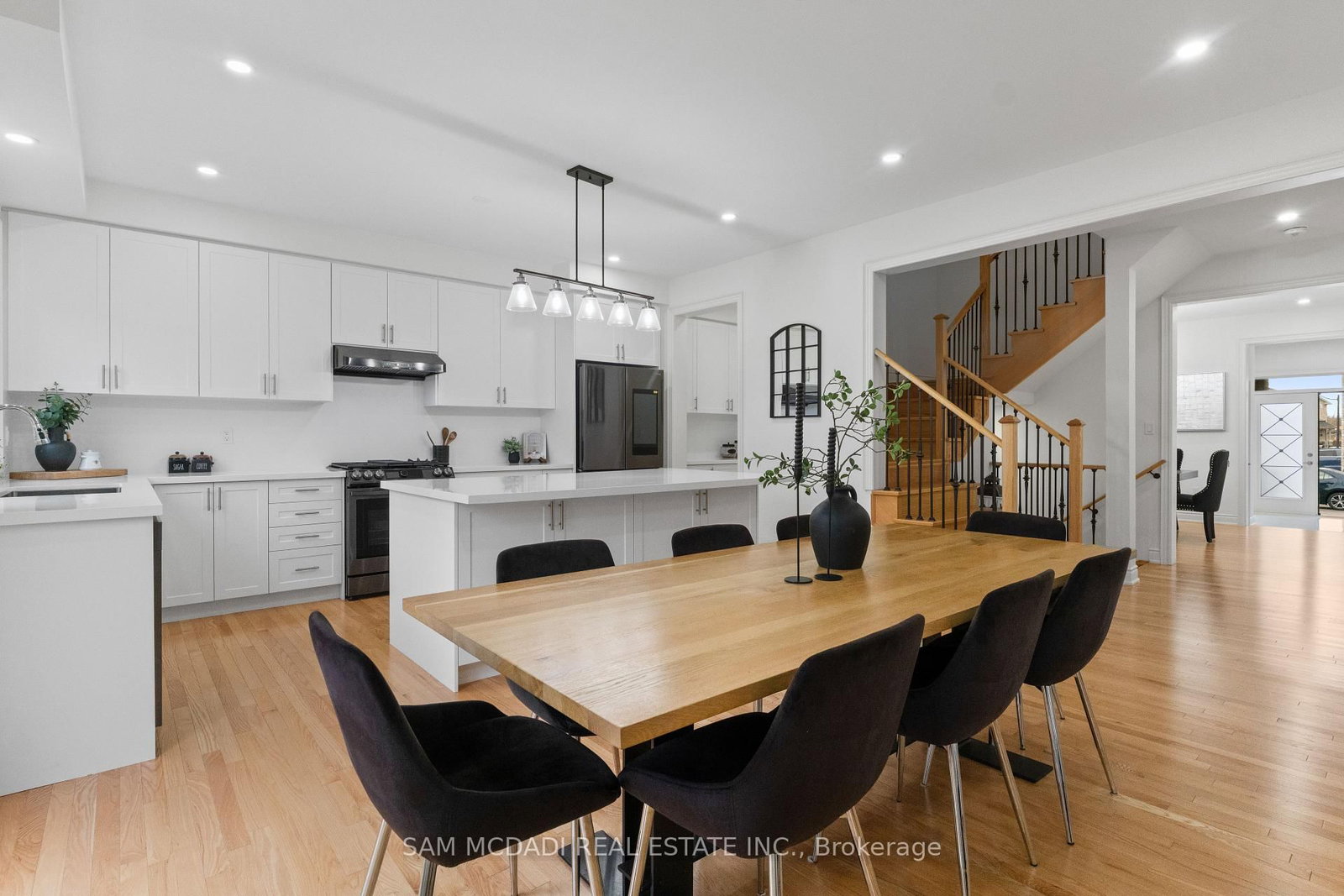 446 Humphrey Street • Hamilton, ON photo 11