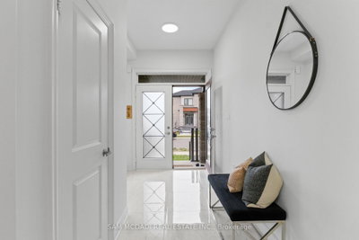 446 Humphrey Street • Hamilton, ON photo 4