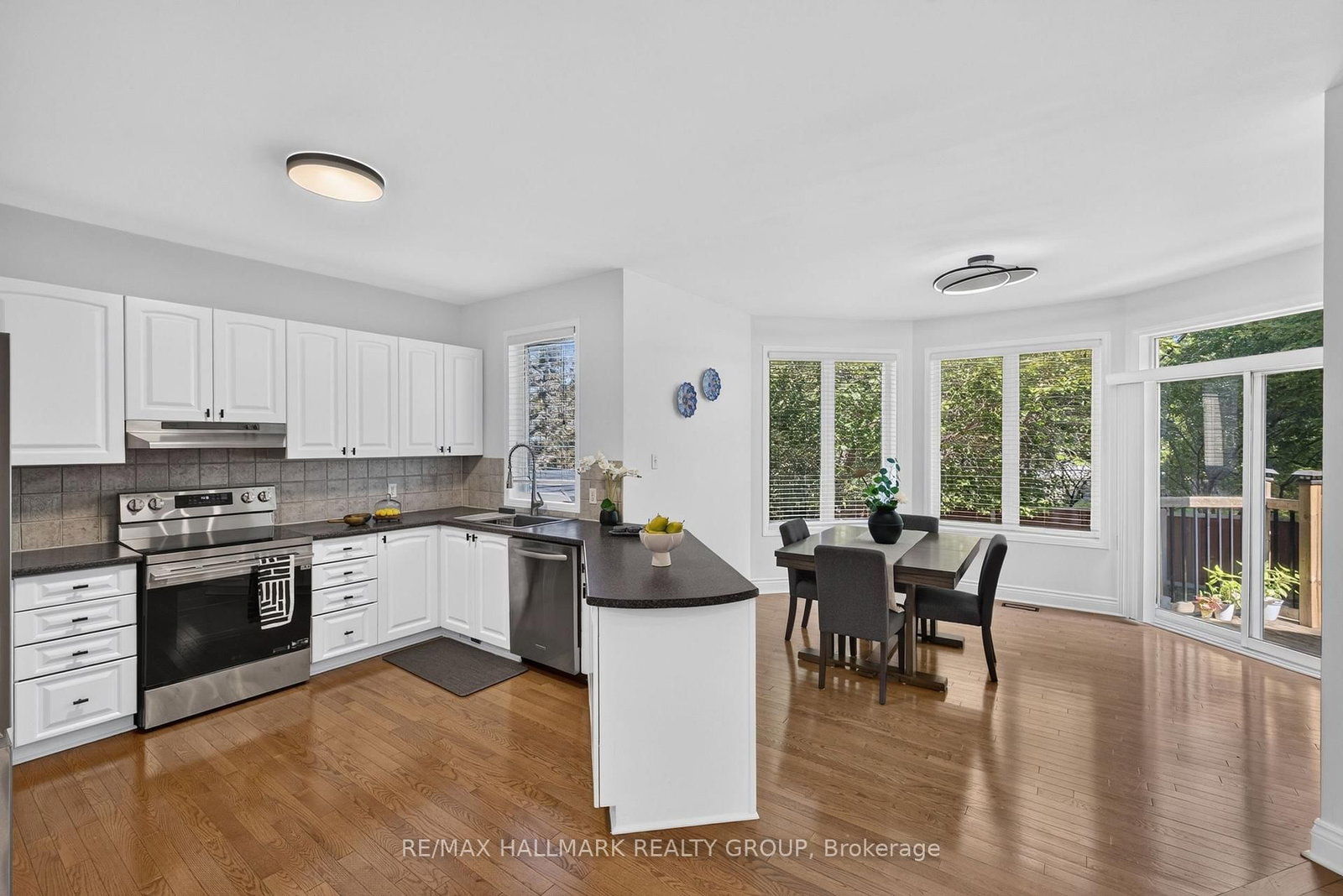 42 Glenrill Place S • Ottawa, ON photo 11