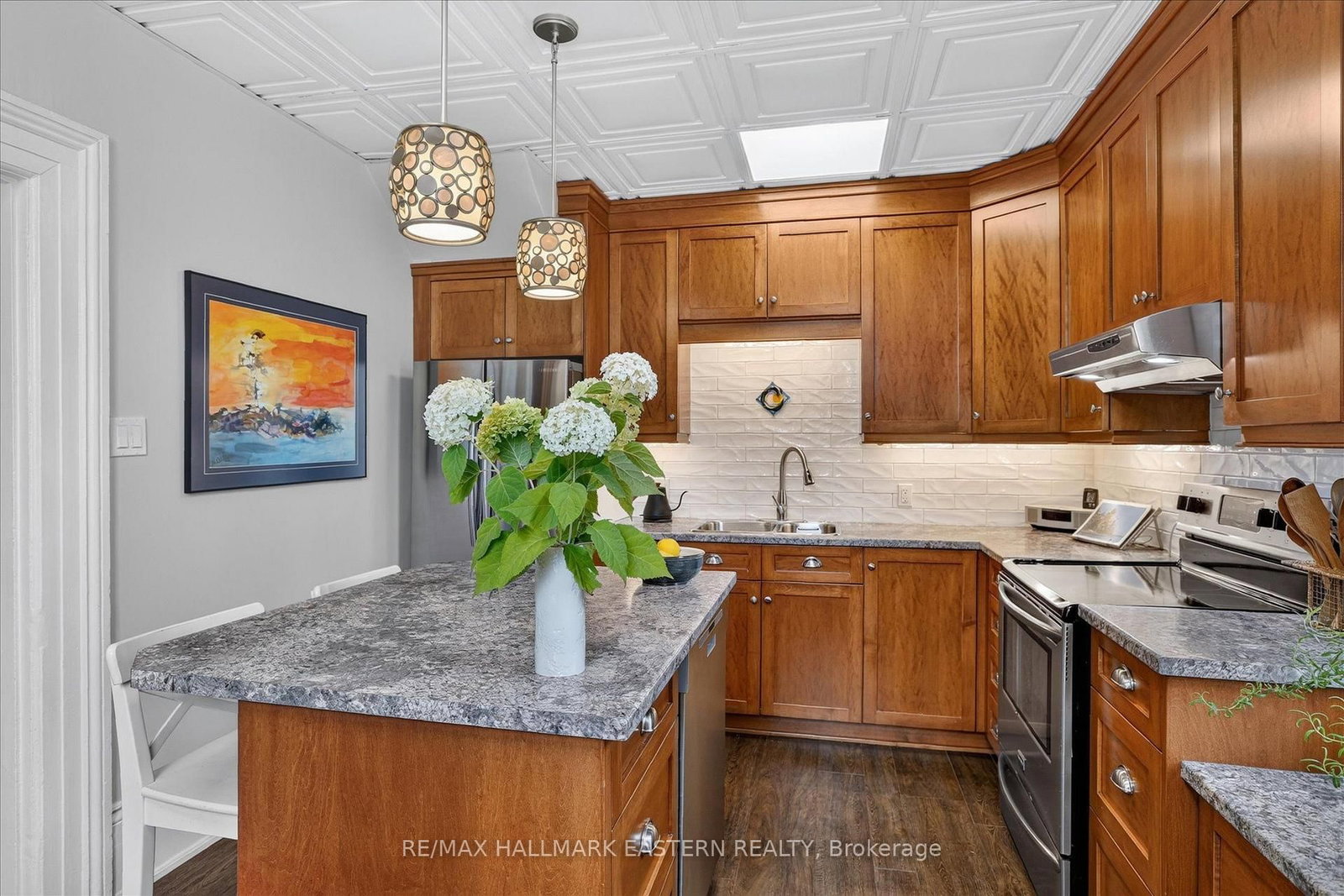 451 Stewart Street • Peterborough, ON photo 5