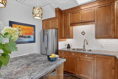 451 Stewart Street • Peterborough, ON photo 8