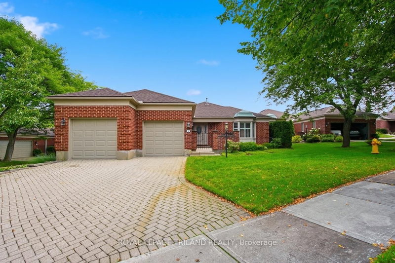 8 - 60 Rosecliffe Crescent