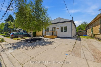 571 Elizabeth Street • London East, ON photo 2