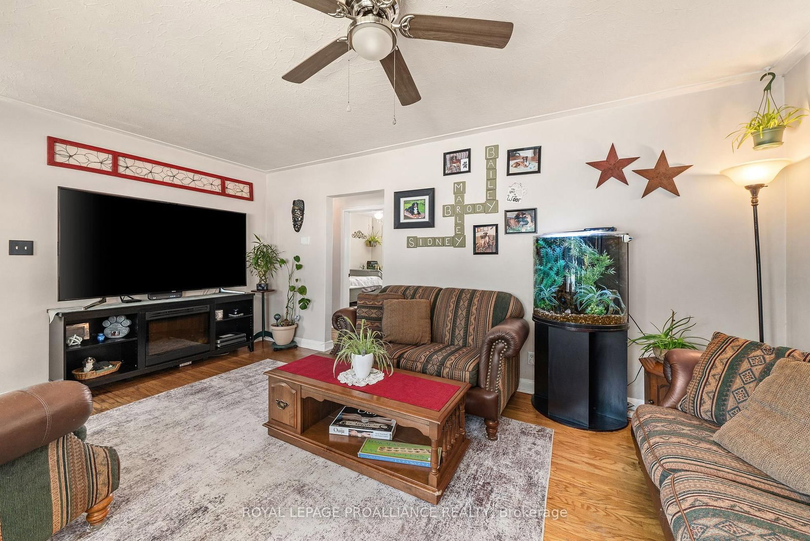 235 FARLEY Avenue • Belleville, ON photo 11
