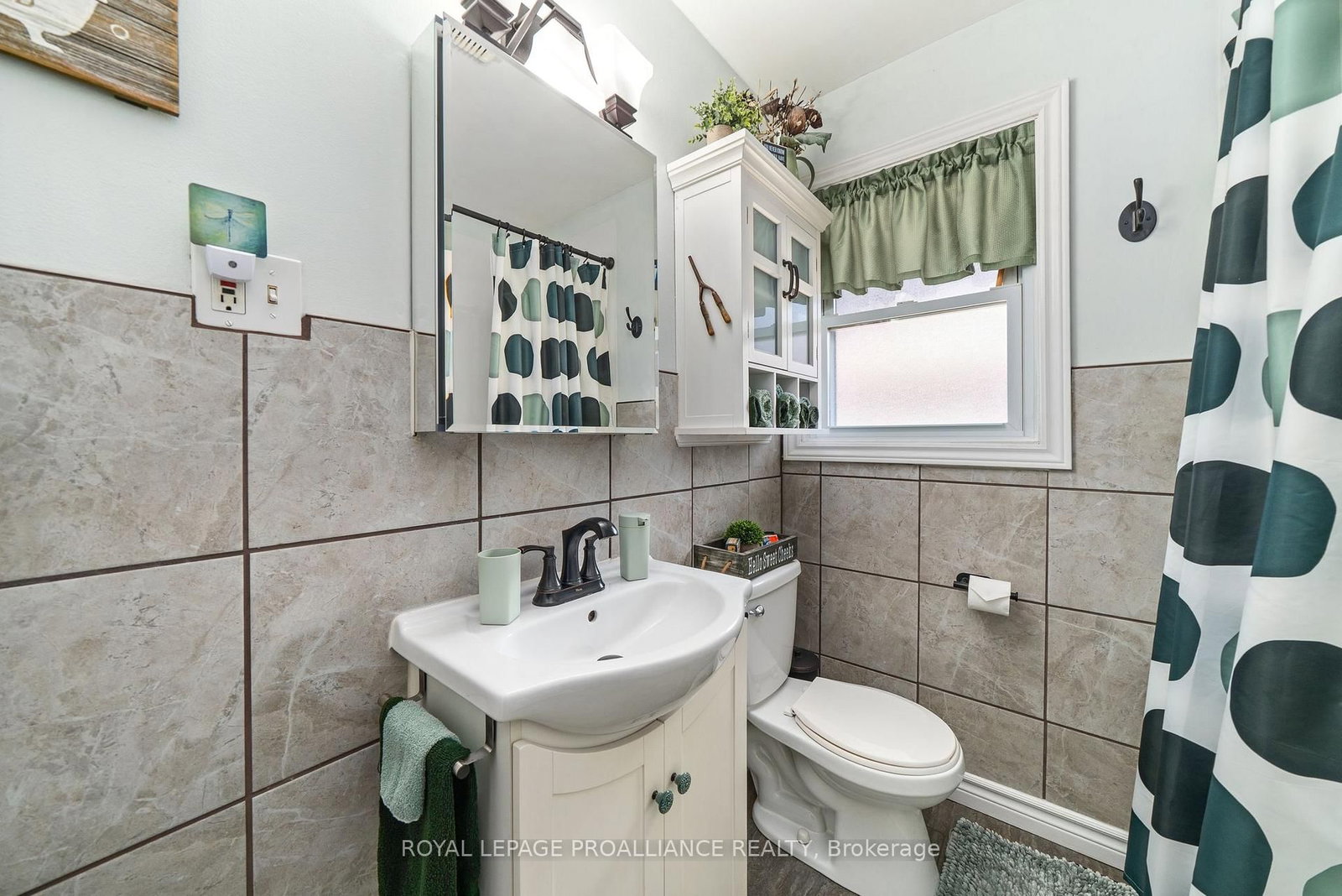 235 FARLEY Avenue • Belleville, ON photo 24