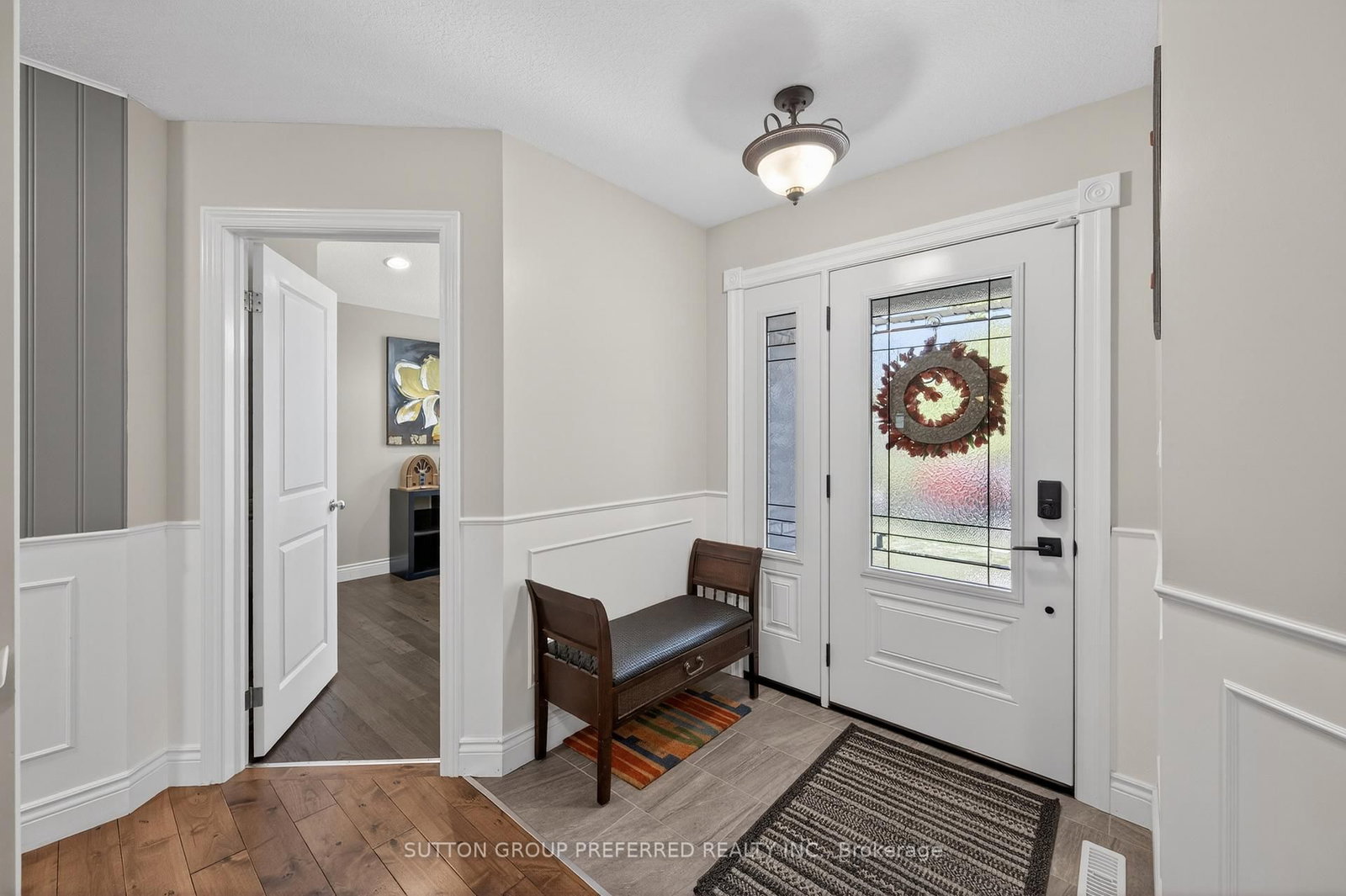 23 Wood Lily Lane • Middlesex Centre, ON photo 5