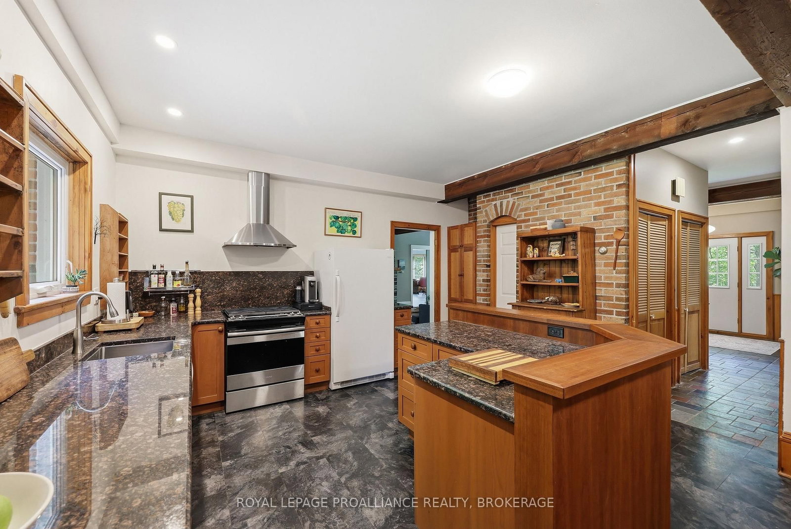 3733 Jamieson Road • Harrowsmith, ON photo 12