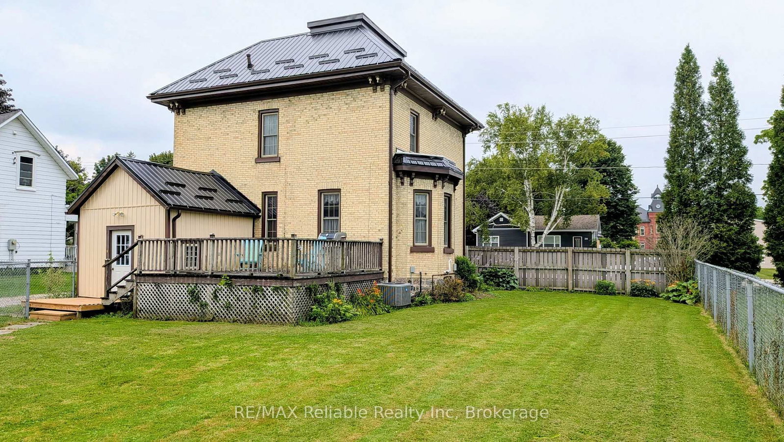 33 Princess Street E • Central Huron, ON photo 32
