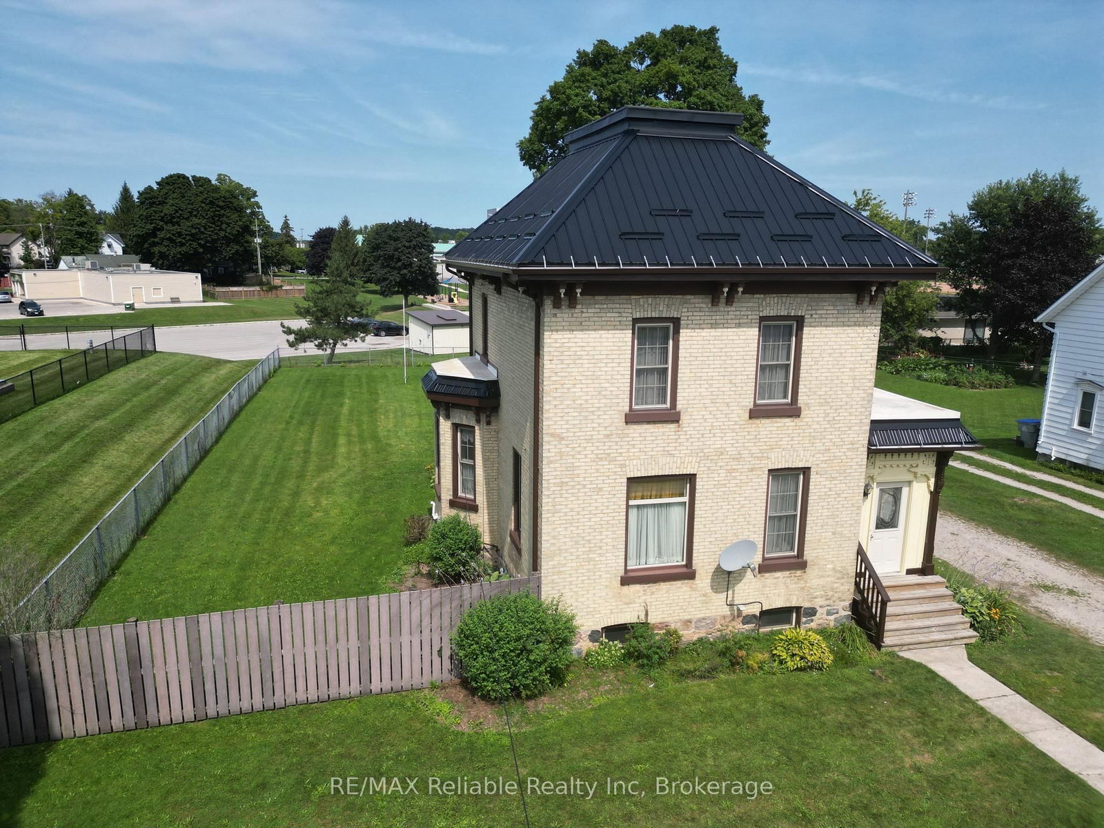 33 Princess Street E • Central Huron, ON photo 48