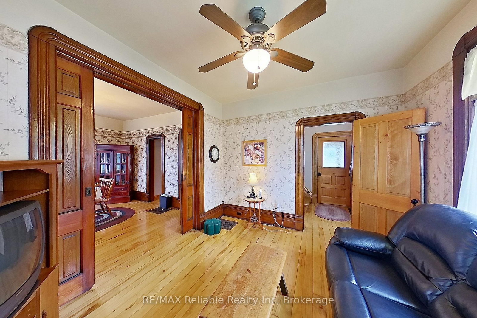 33 Princess Street E • Central Huron, ON photo 6