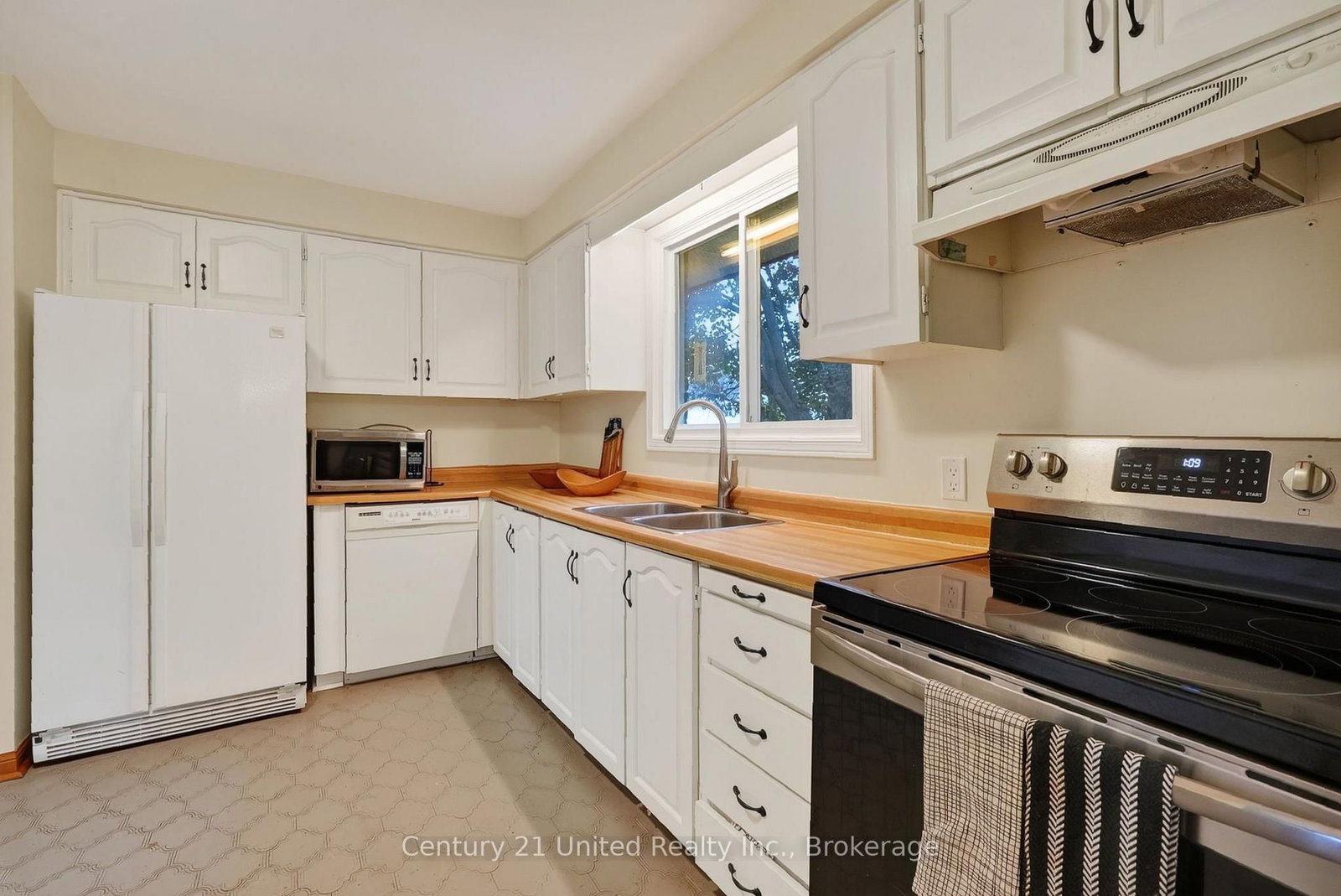 746 Northwood Drive • Cobourg, ON photo 13