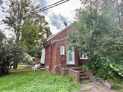 Detached House for sale at 312 Colborne Street, Tweed, Ontario, K0K 3J0 - Tweed (Village) - MLS: X13662454