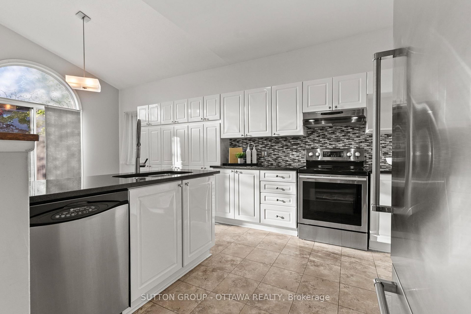 4105 WOLFE POINT Way • Ottawa, ON photo 11
