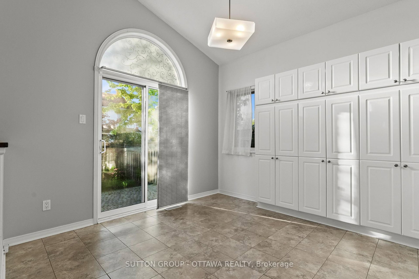 4105 WOLFE POINT Way • Ottawa, ON photo 15