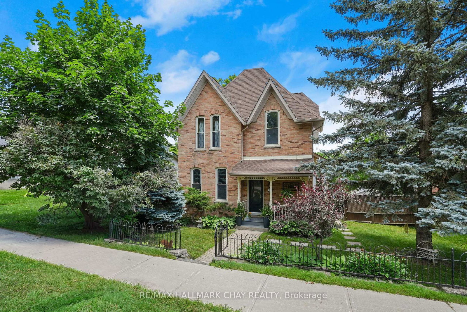 321 Owen Sound Street • Shelburne, ON photo 1