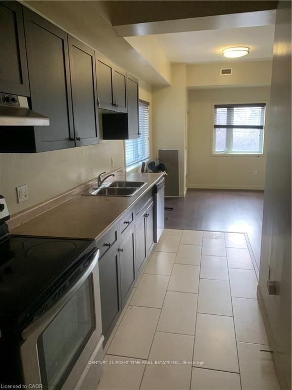301 - 76 Sydney Street S, Kitchener 5