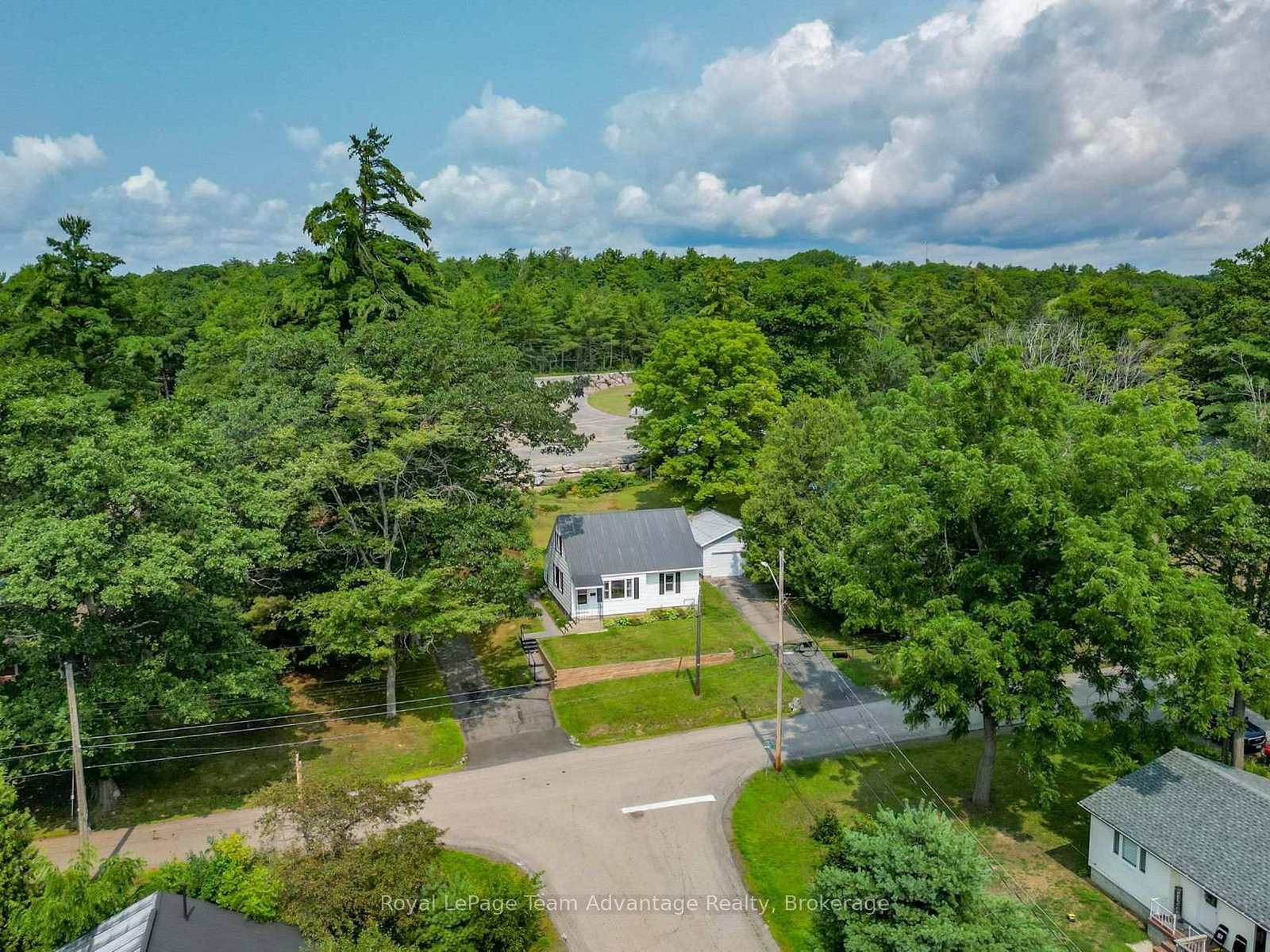13 Burritt Street • Parry Sound, ON photo 36